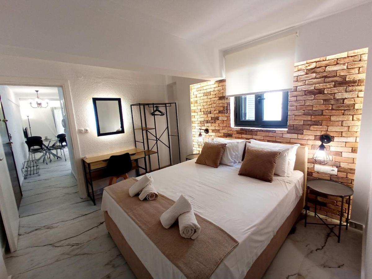 Salonikiou Beach Apartments Akti Salonikiou ภายนอก รูปภาพ